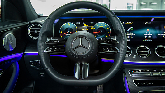Mercedes-Benz E 300 AMG