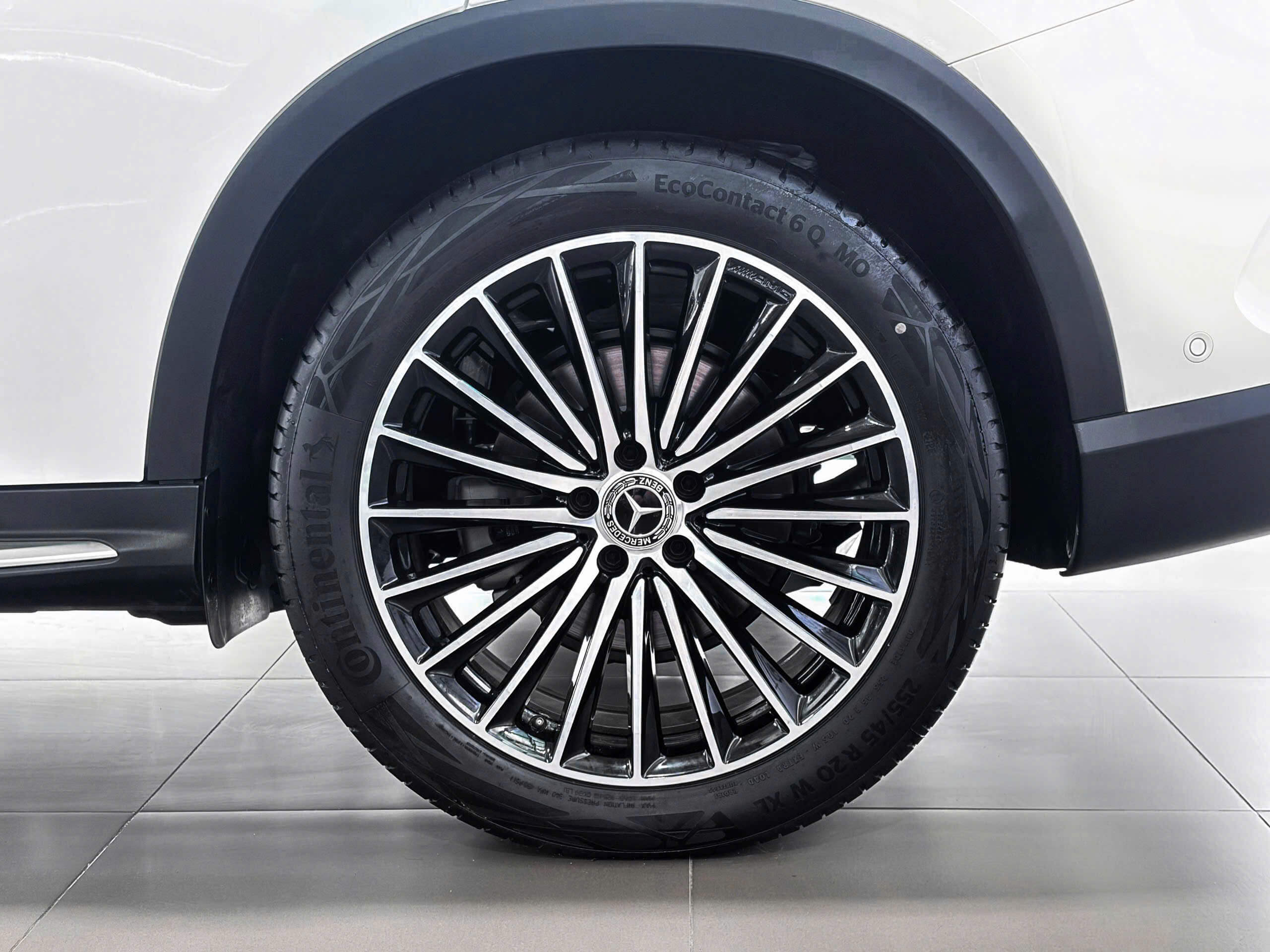Lazang Xe Mercedes GLC300 4matic