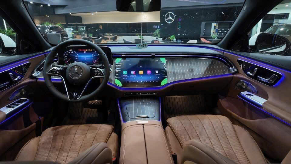 Nội Thất Xe E200 Exclusive 