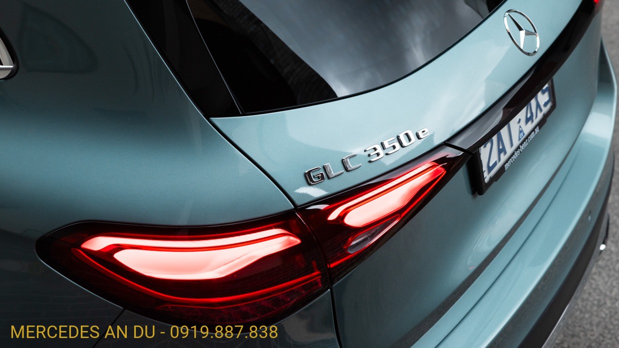 Đuôi xe Mercedes GLC 350e